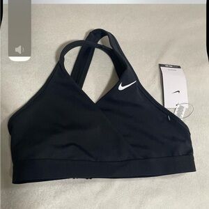 Nike Swoosh Black Medium-Support Sports Bra